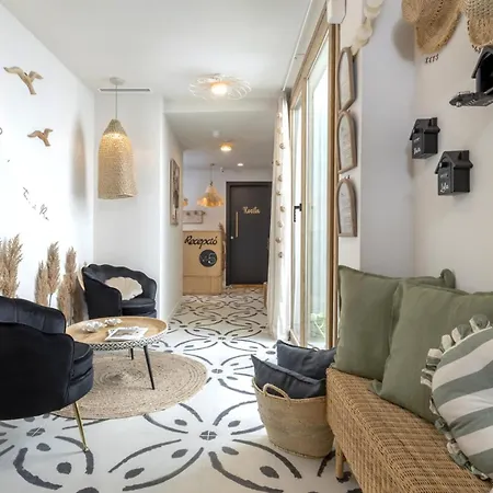 Montroig 5 Boutique * Sitges