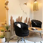 Montroig 5 Boutique