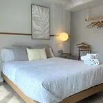 Montroig 5 Boutique Apartahotel 4*
