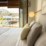 Montroig 5 Boutique 4* Сиджес
