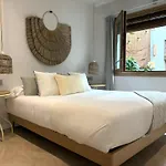 Montroig 5 Boutique Apartahotel 4*
