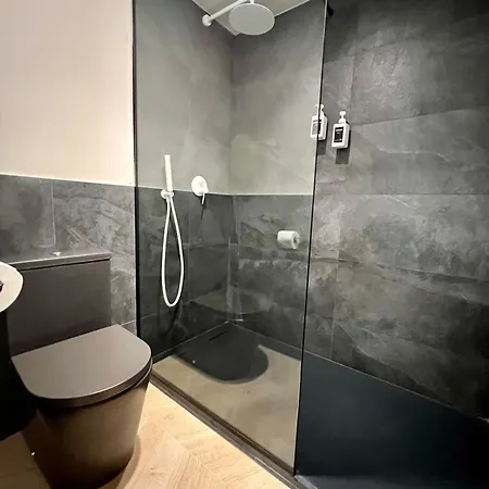Montroig 5 Boutique Апарт-отель Сиджес
