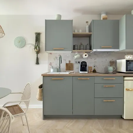 Montroig 5 Boutique 4*