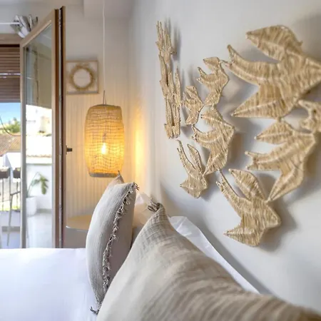 Montroig 5 Boutique Aparthotel 4*