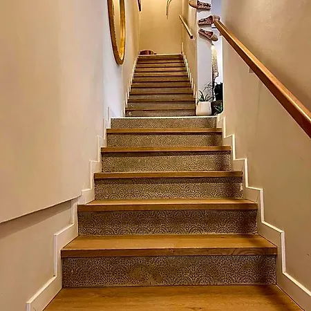 Montroig 5 Boutique Апарт-отель 4*