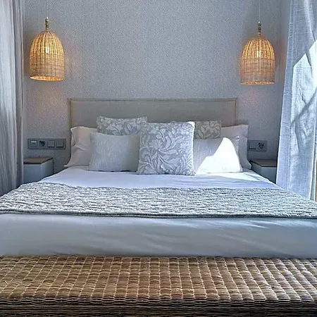 Montroig 5 Boutique Aparthotel 4*