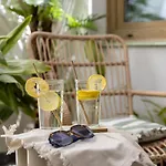 Montroig 5 Boutique Sitges