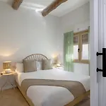 Montroig 5 Boutique 4*