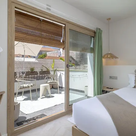 Montroig 5 Boutique 4*