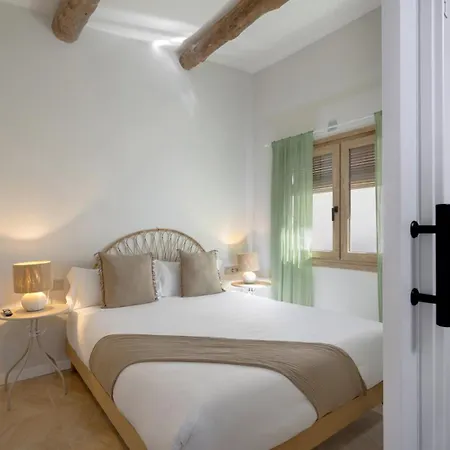 Montroig 5 Boutique 4*