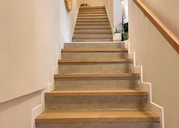 Montroig 5 Boutique 4* Сиджес