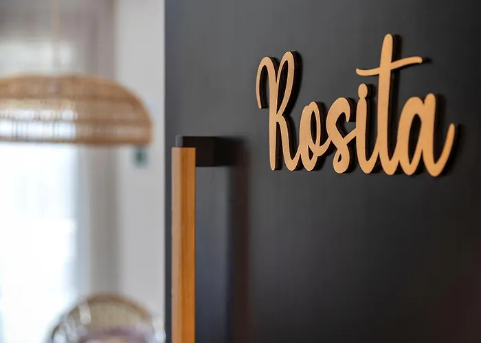 Montroig 5 Boutique Сиджес