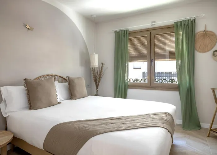 Montroig 5 Boutique 4* Сиджес