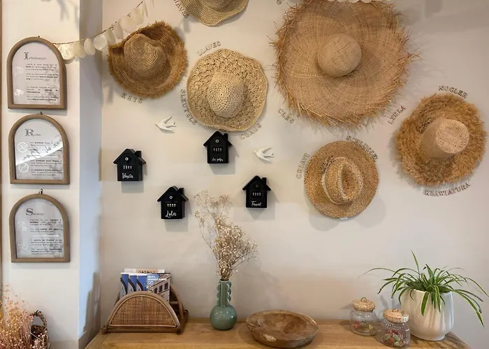 Montroig 5 Boutique 4* Сиджес